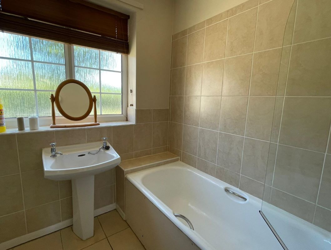 1A Micklebarrow Close, Southwell, Nottinghamshire, NG25 0LU
