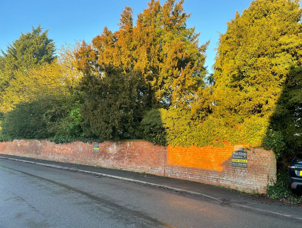 Holton Manor, Lincoln Road, Holton-cum-Beckering, Market Rasen, Lincolnshire, LN8 5NG