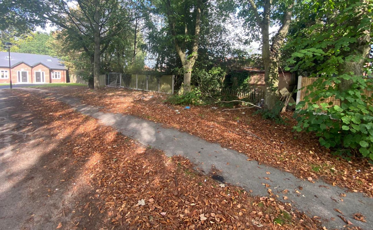 Land at Entrance to The Hive, Southwell Road West, Mansfield, NG18 4XX
