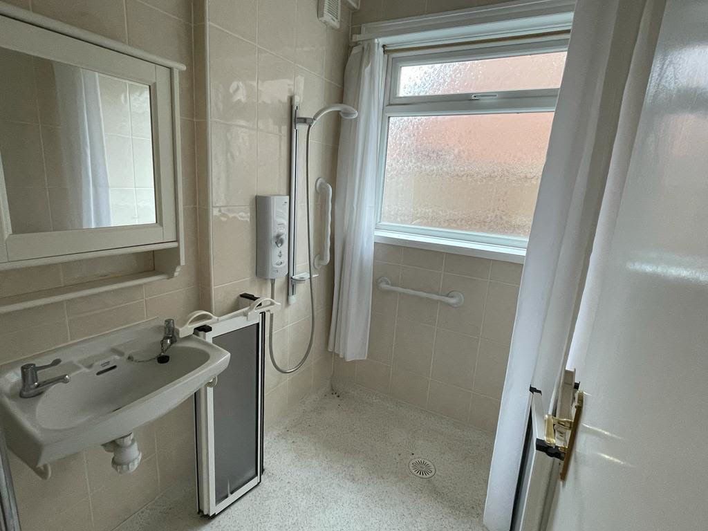 Rainbow Cottage, Main Street, Gamston, Nottingham, NG2 6NN