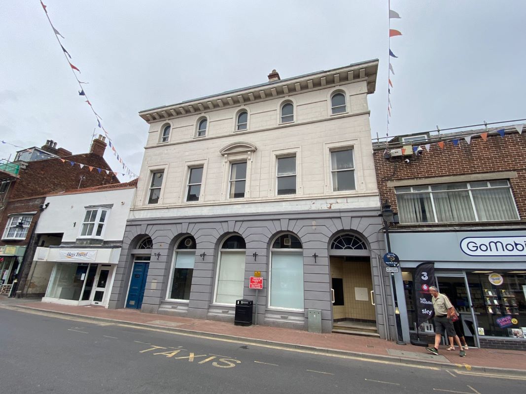 61 Market Place, Driffield, North Humberside, YO25 6AF