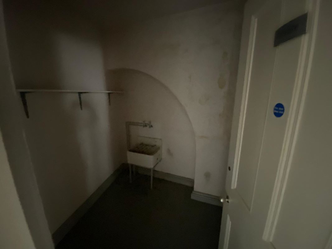 61 Market Place, Driffield, North Humberside, YO25 6AF