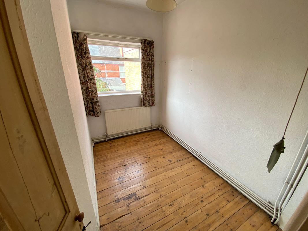 99 Harcourt Road, Nottingham, NG7 6PX