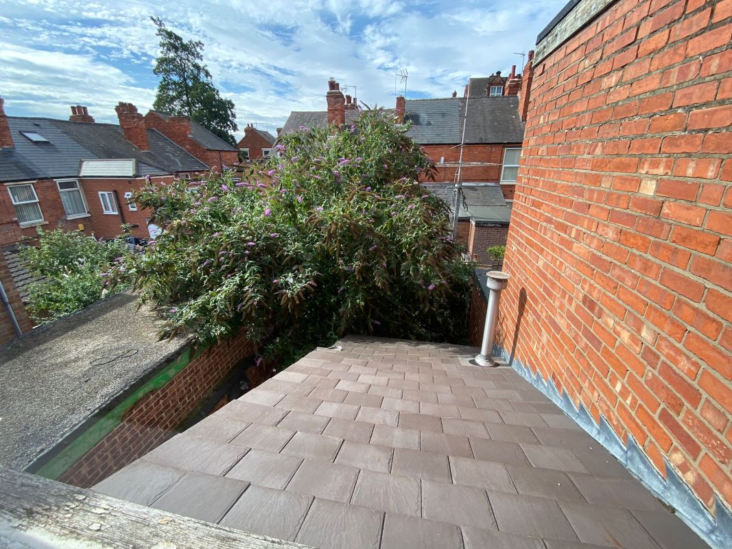 99 Harcourt Road, Nottingham, NG7 6PX