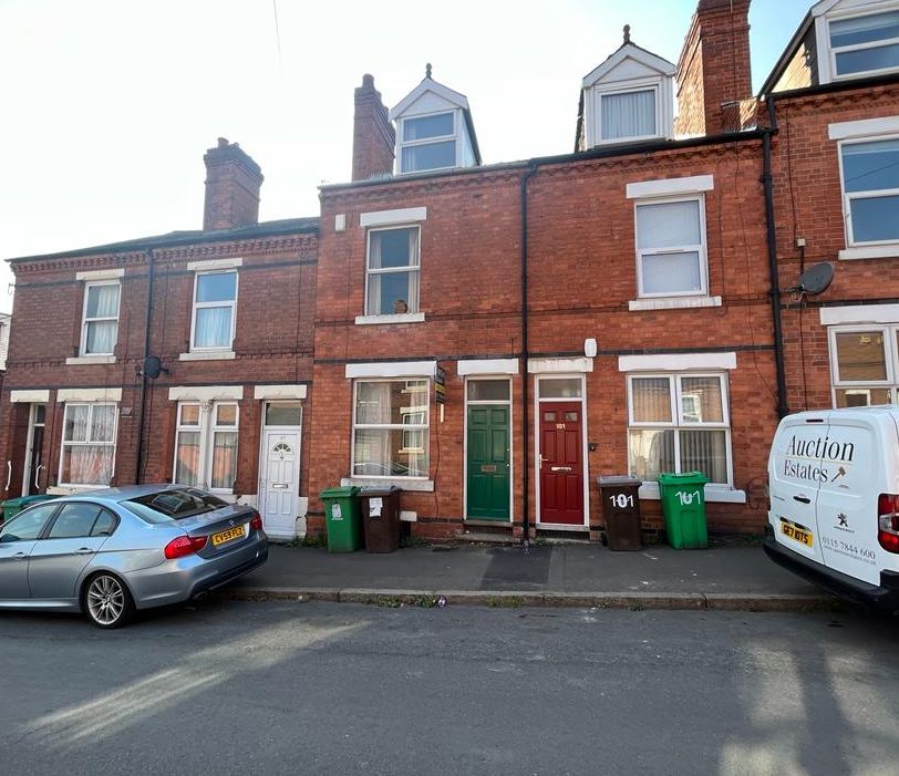 99 Harcourt Road, Nottingham, NG7 6PX