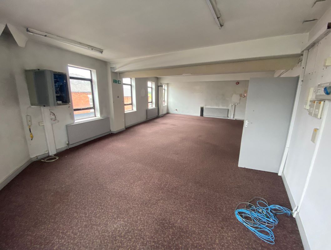 37 Station Street, Kirkby-in-Ashfield, Nottinghamshire, NG17 7AQ