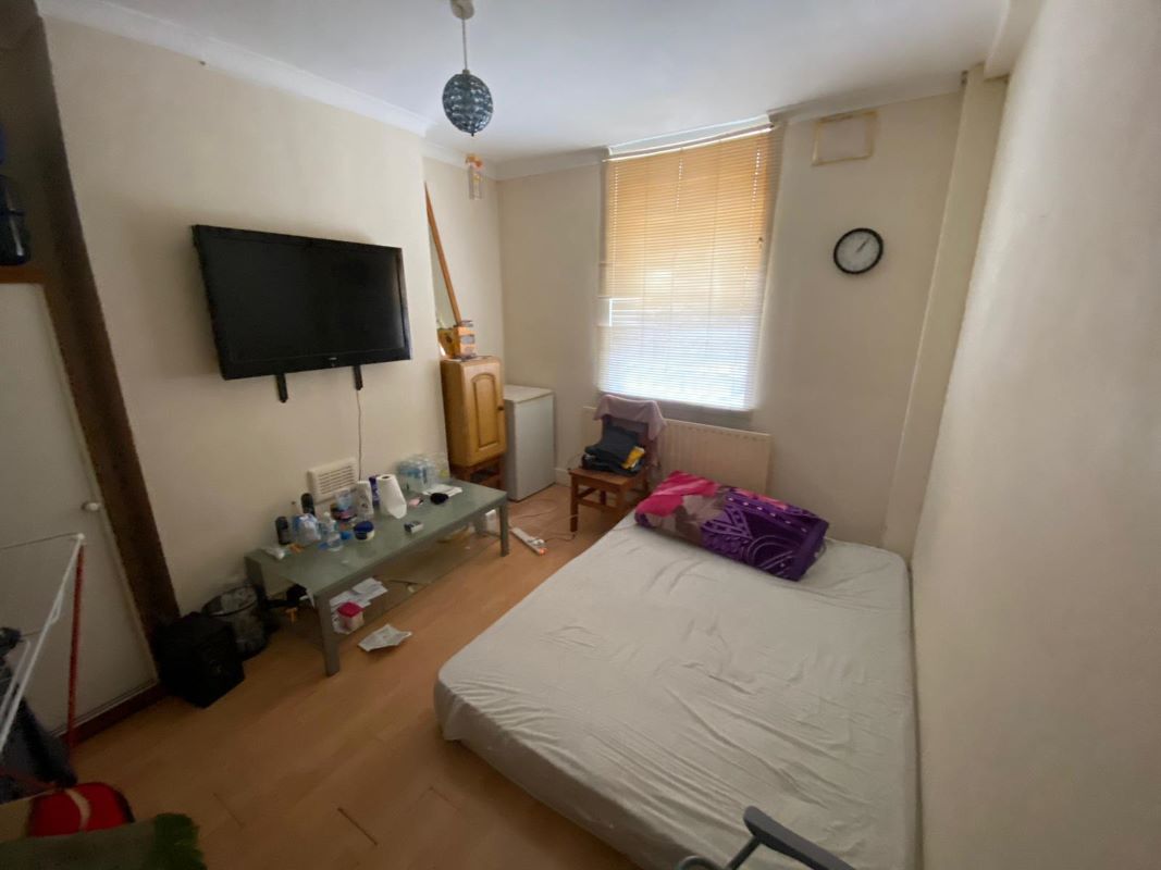 1 & 1A Sophie Road, Nottingham, NG7 6AA