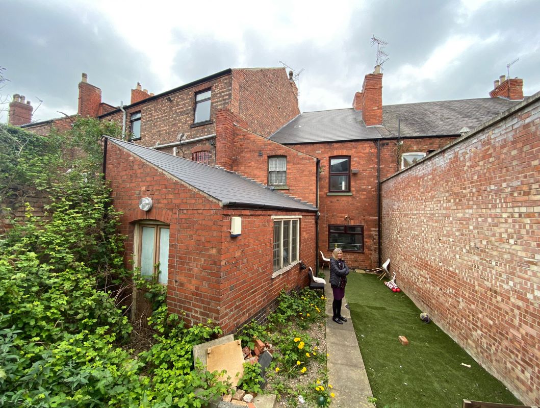 49 Mansfield Road, Daybrook, Nottingham, NG5 6BB