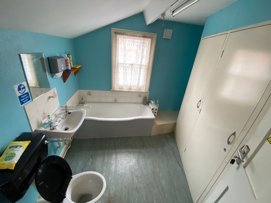 49 Mansfield Road, Daybrook, Nottingham, NG5 6BB
