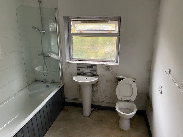 73 North Road, Ferndale, Wales, CF43 4RG