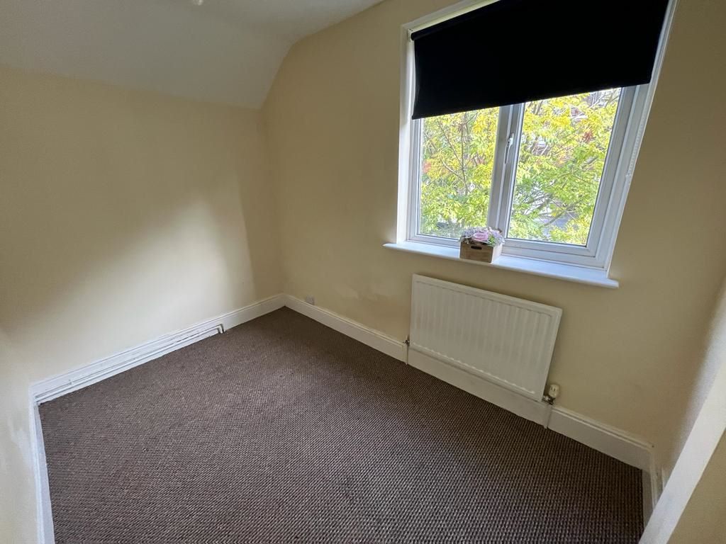 31 Shearing Hill, Gedling, Nottingham, NG4 3GY