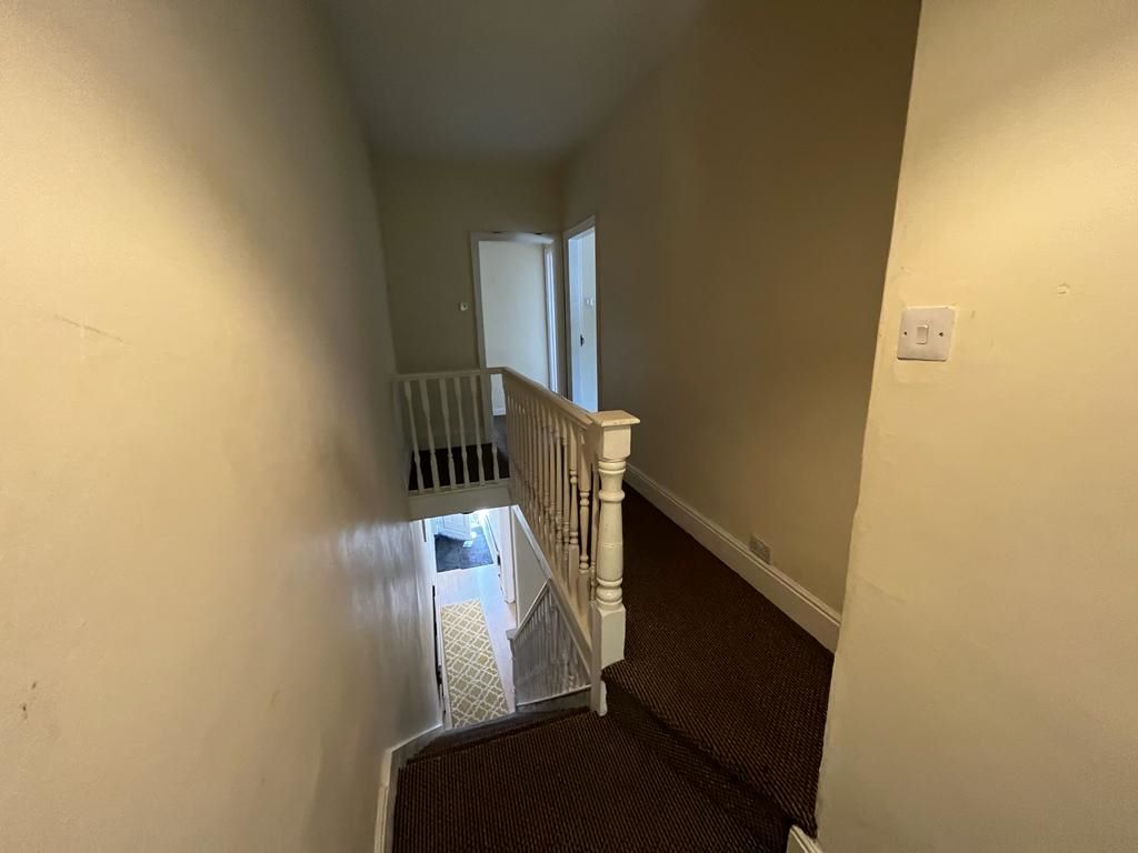 31 Shearing Hill, Gedling, Nottingham, NG4 3GY