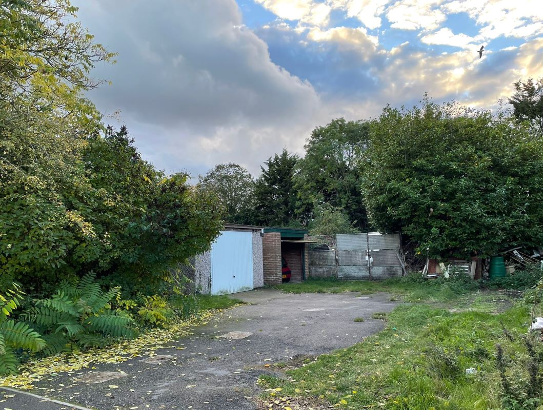 Land off Bridge Court, Balderton, Newark, NG24 3PB
