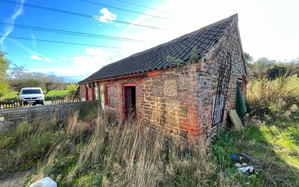 1 & 2 Tollgate Cottages Santon Lane, Low Santon, Appleby, Lincolnshire, DN15 0DE