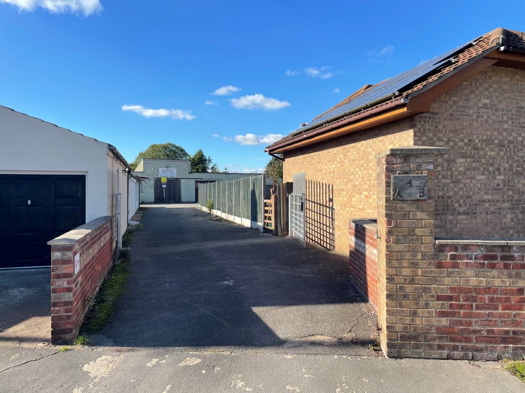 4B High Street, Bassingham, Lincolnshire, LN5 9JZ