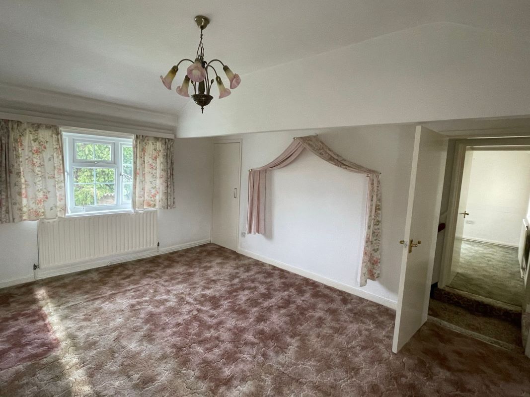 Lakeside Cottage off Owday Lane, Wallingwells, Nottinghamshire, S81 8DA