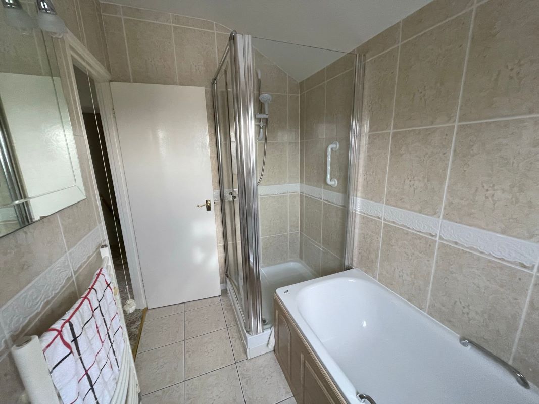 Lakeside Cottage off Owday Lane, Wallingwells, Nottinghamshire, S81 8DA