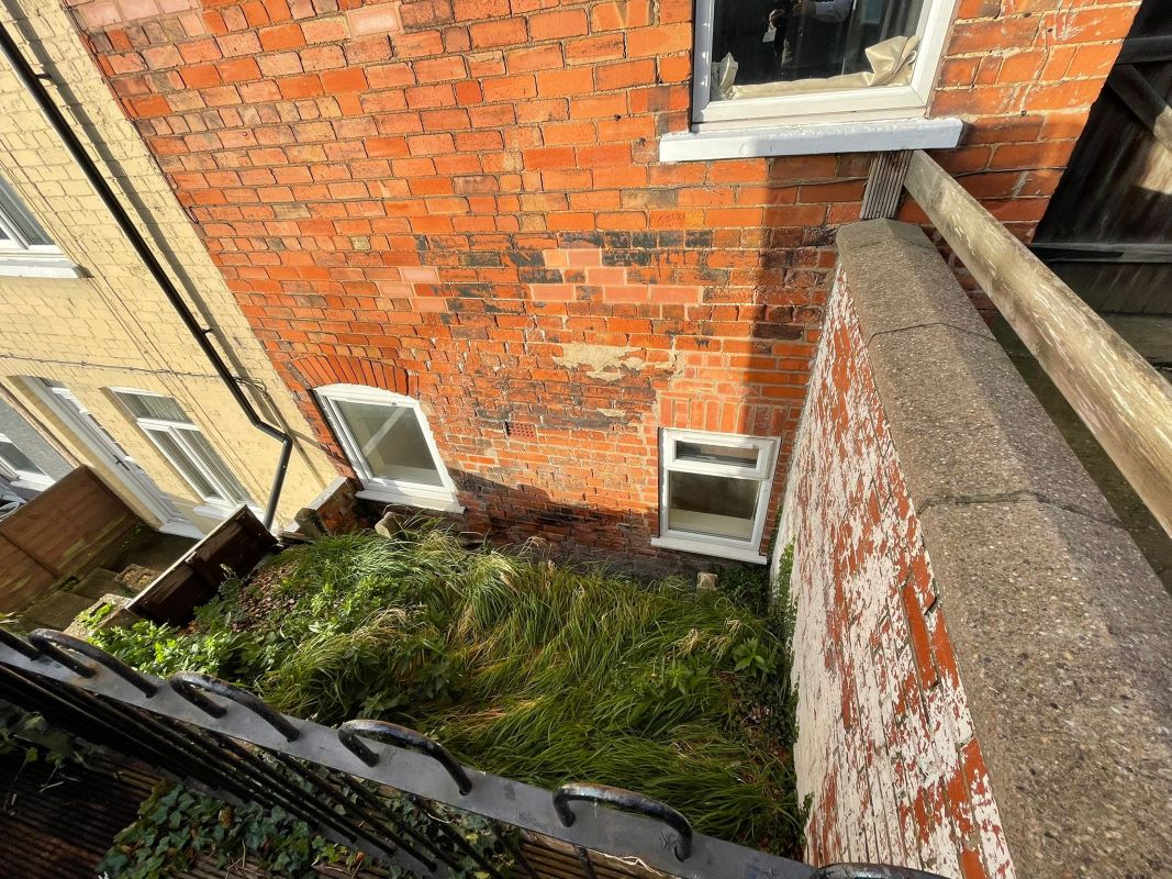 76A & 76B Beacon Hill Road, Newark Upon Trent, NG24 2JG