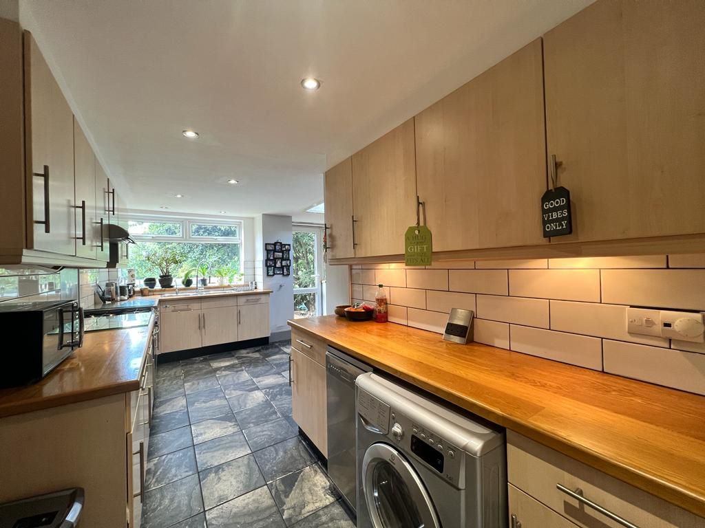 126 Wilford Lane, West Bridgford, Nottingham, NG2 7RL