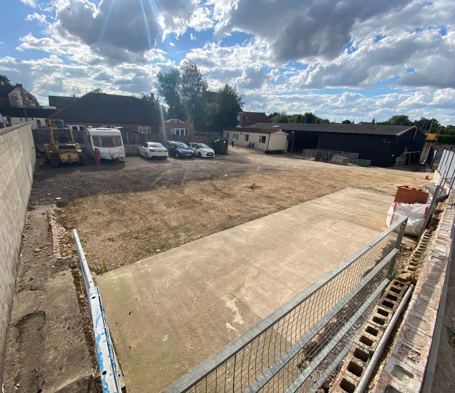 Hilltop Farm, Old Road, Sutton-in-Ashfield, NG17 3DY