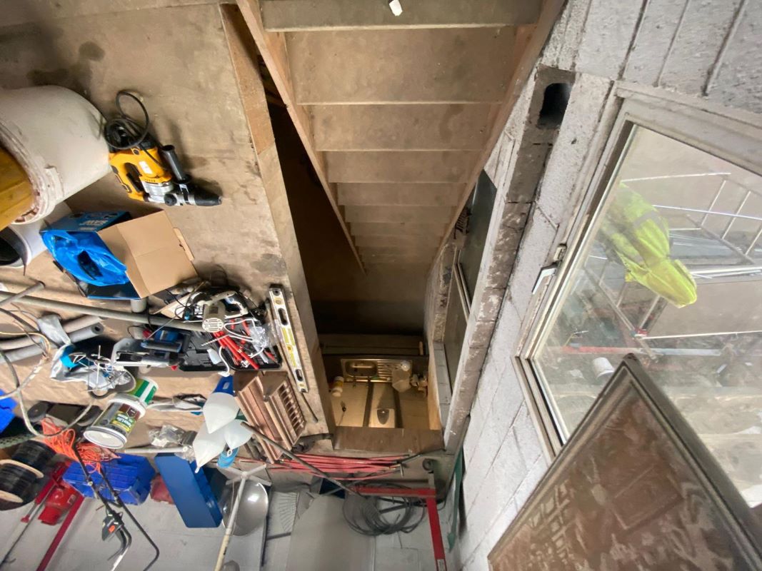 Hilltop Farm, Old Road, Sutton-in-Ashfield, NG17 3DY