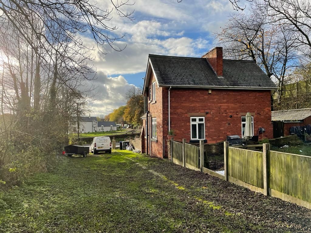 Land on the north-east side of Fackley Road, Teversal, NG17 3HN