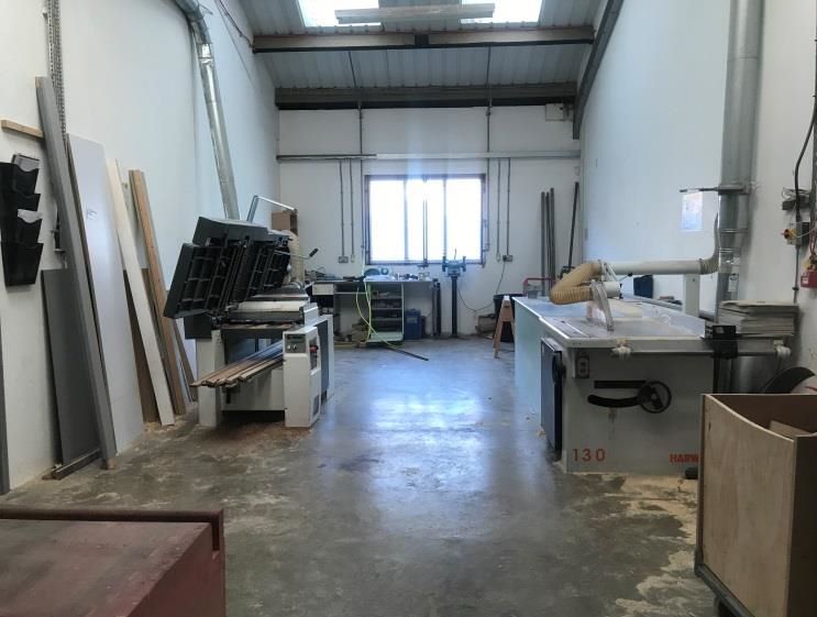 9 Limber Road, Kirmington, Ulceby, South Humberside, DN39 6YB