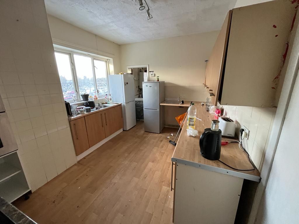 28 Station Street, Burton-on-Trent, Staffordshire, DE14 1AU