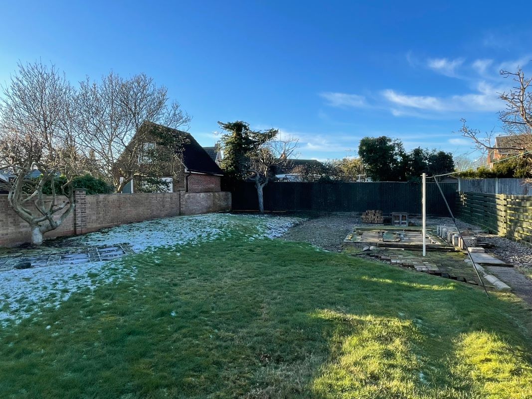 72 Hawton Road, Newark, Nottinghamshire, NG24 4QB