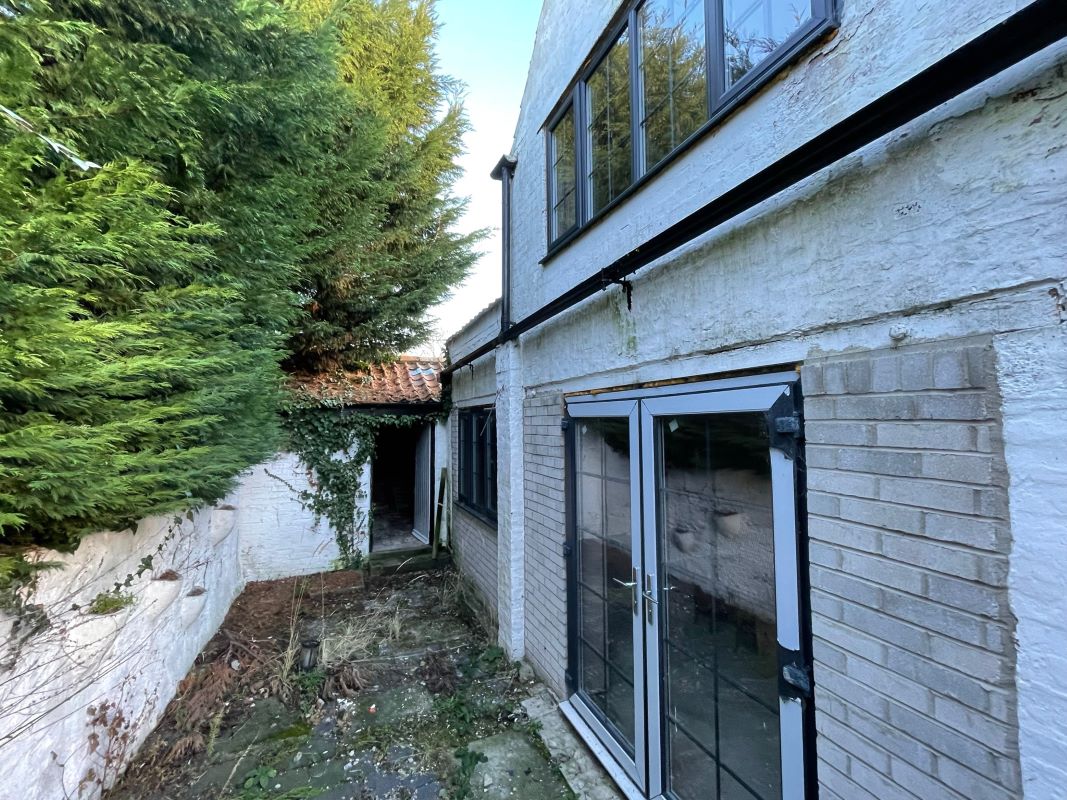 Spring Cottage, 101 High Street, Brant Broughton, Lincolnshire, LN5 0SA