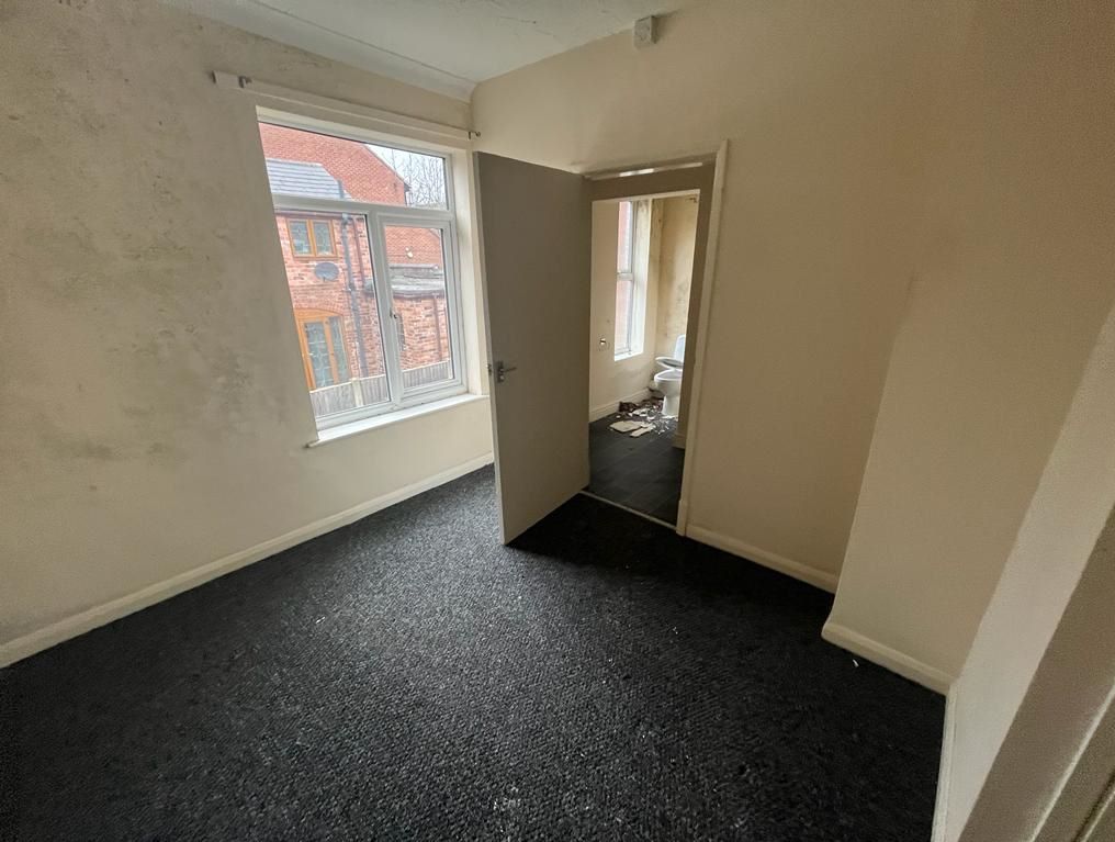 Flats 1-4, 23 Norman Street, Ilkeston, Derbyshire, DE7 8JZ
