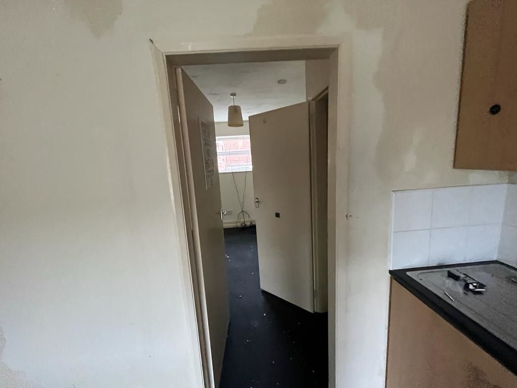 Flats 1-4, 23 Norman Street, Ilkeston, Derbyshire, DE7 8JZ