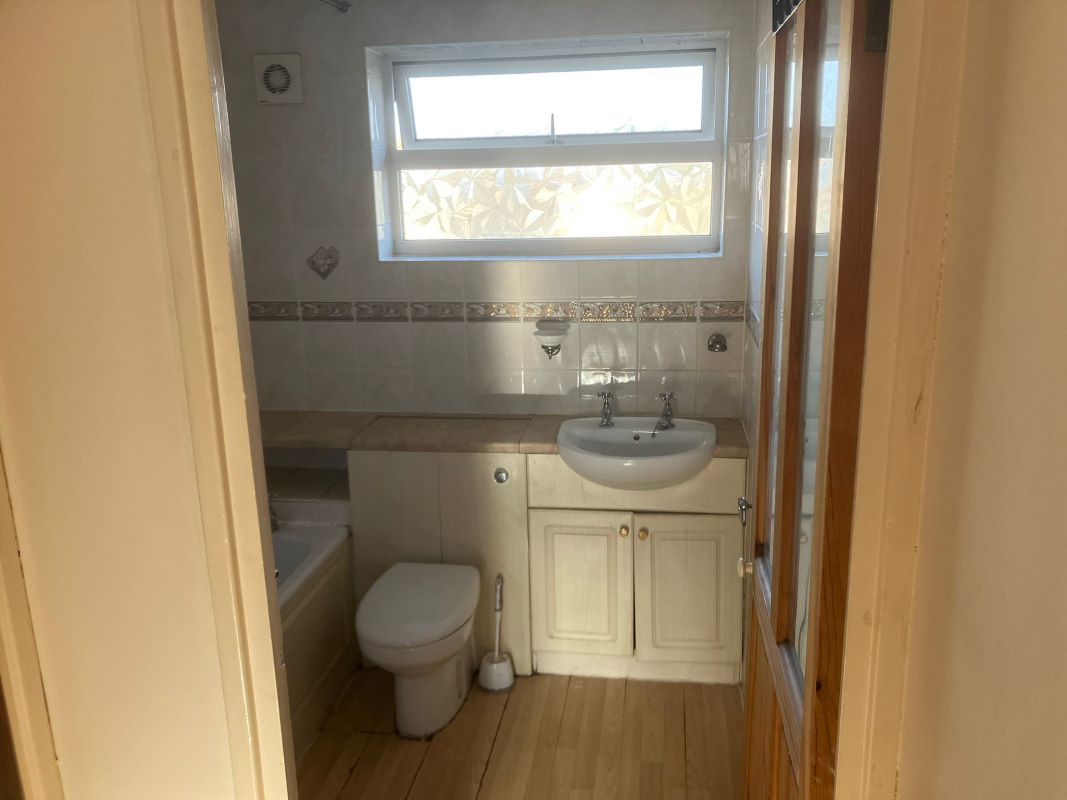 40 Heatherington Gardens, Top Valley, Nottingham, NG5 9EA