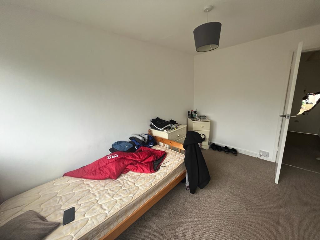 16 Berkeley Court, Nottingham, NG5 2AU