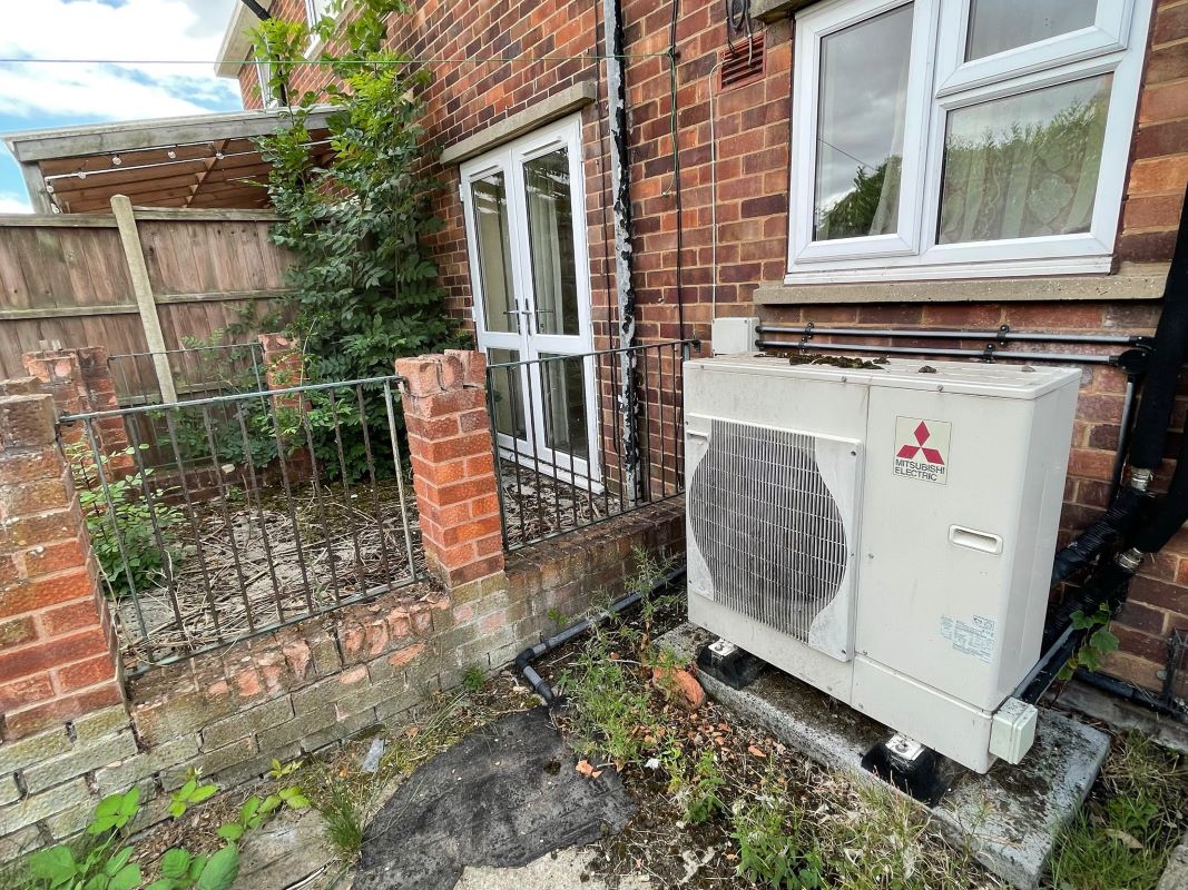 7 Crossways, East Markham, Nottinghamshire, NG22 0SF