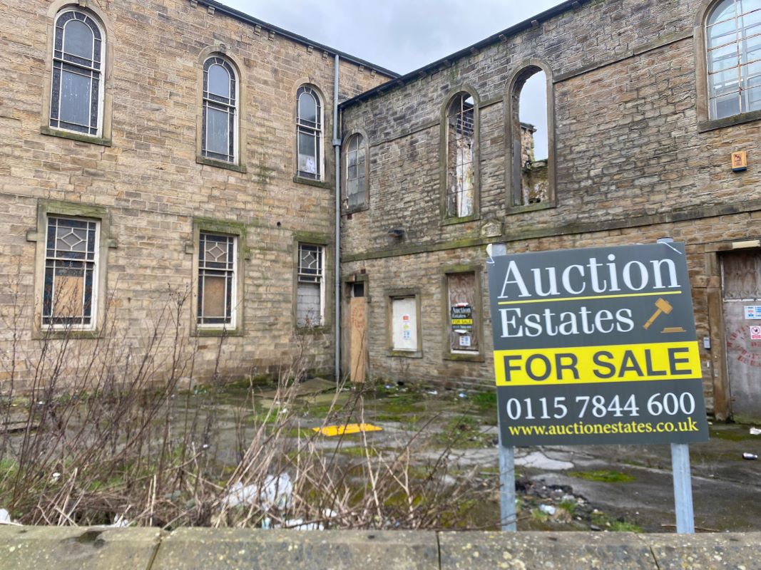 24 Colne Road, Burnley, Lancashire, BB10 1AS