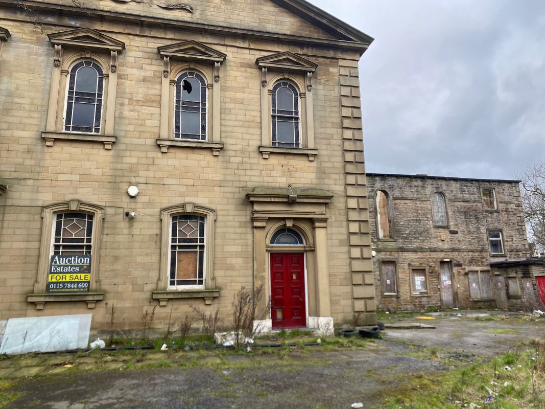 24 Colne Road, Burnley, Lancashire, BB10 1AS