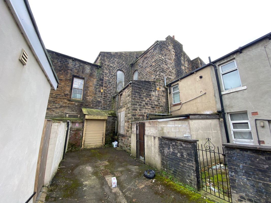 24 Colne Road, Burnley, Lancashire, BB10 1AS