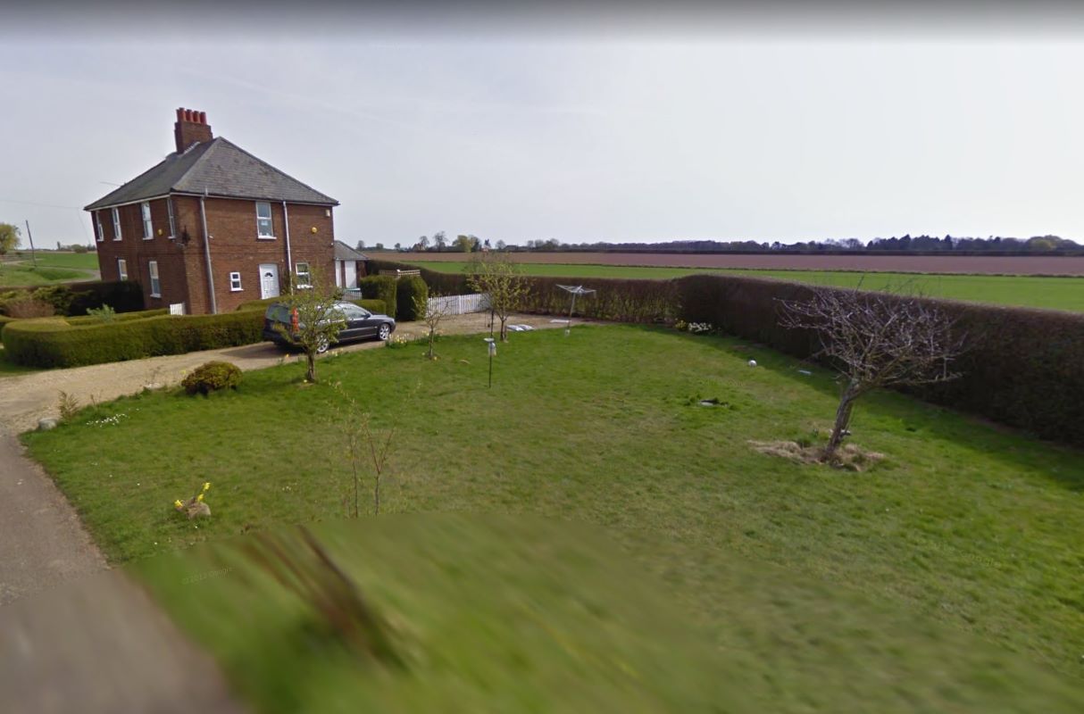 Bass Cottage, 1 Bass Chase, Holbeach, Lincolnshire, PE12 8BY
