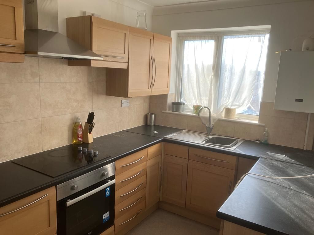 72 & 72A Kirklington Road, Bilsthorpe, Newark, NG22 8SP