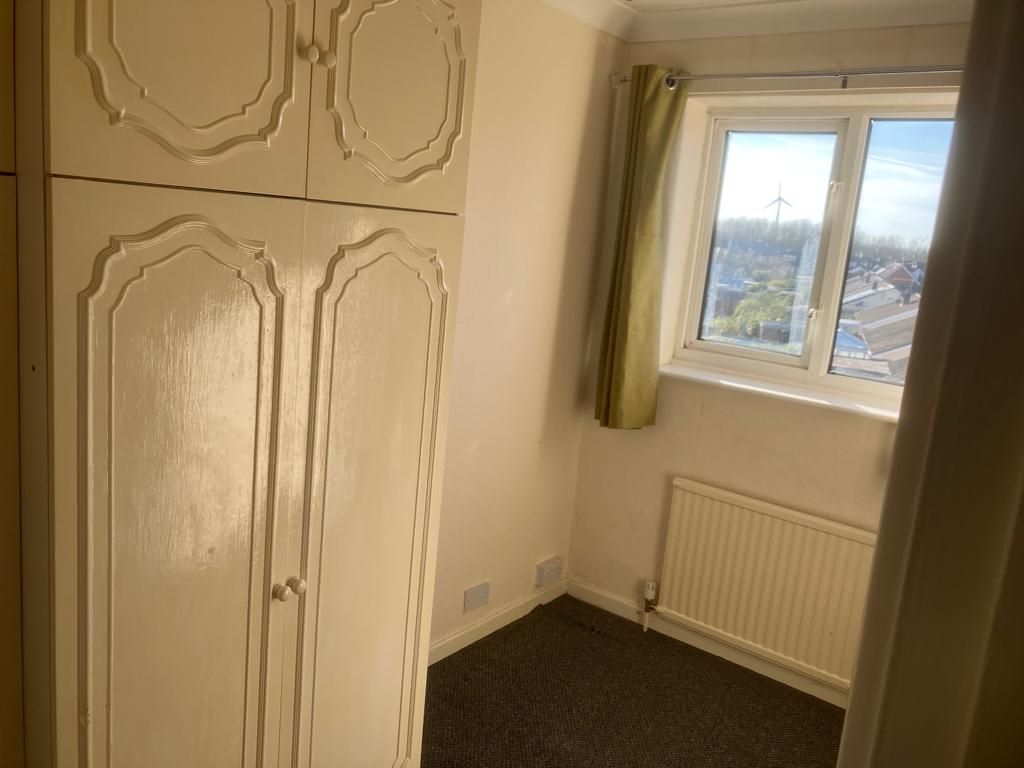 72 & 72A Kirklington Road, Bilsthorpe, Newark, NG22 8SP