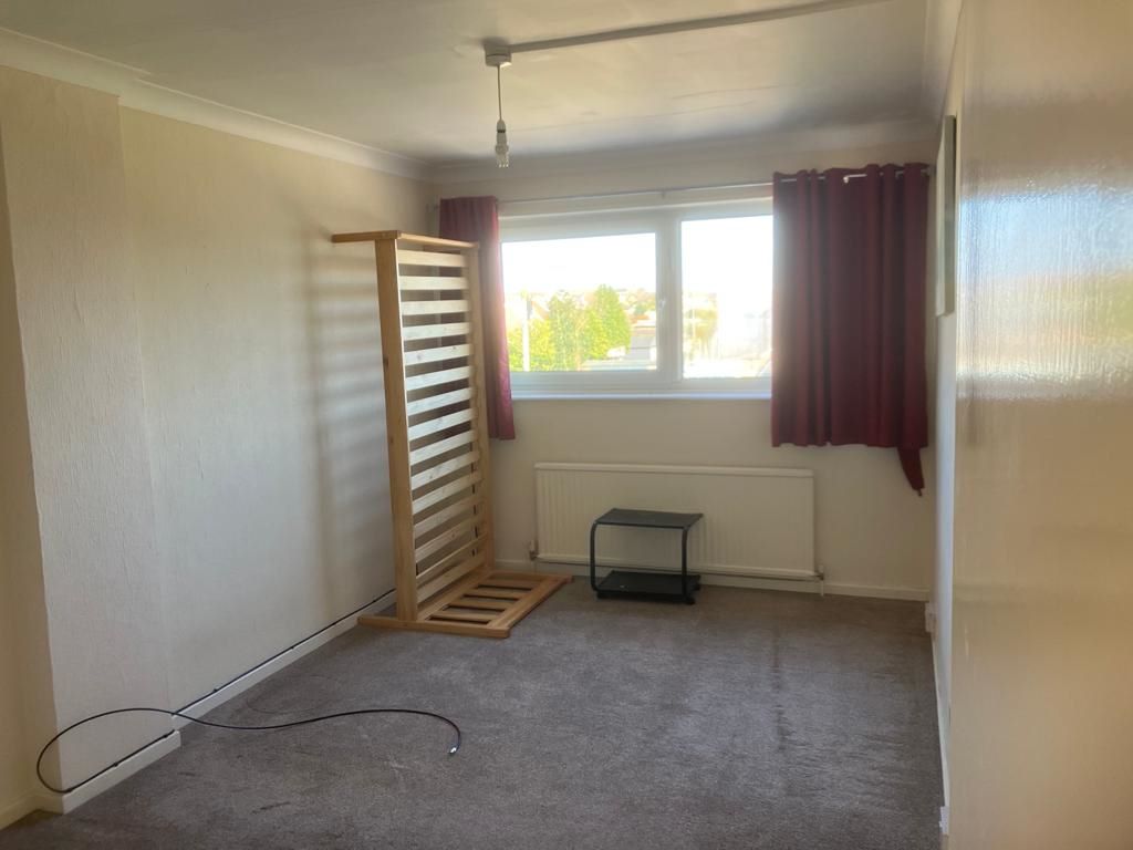 72 & 72A Kirklington Road, Bilsthorpe, Newark, NG22 8SP