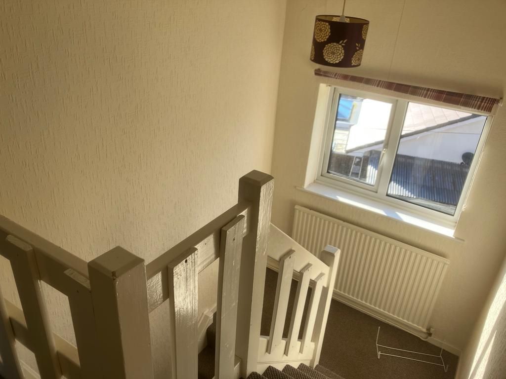 72 & 72A Kirklington Road, Bilsthorpe, Newark, NG22 8SP