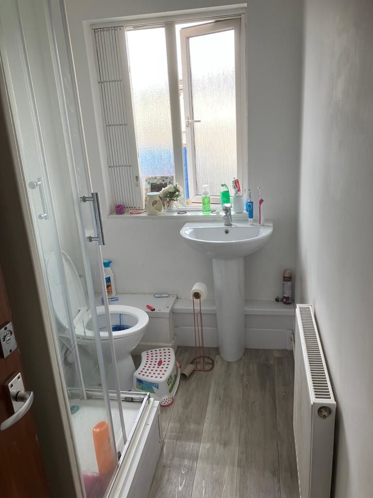 433 Beechdale Road, Nottingham, NG8 3LF
