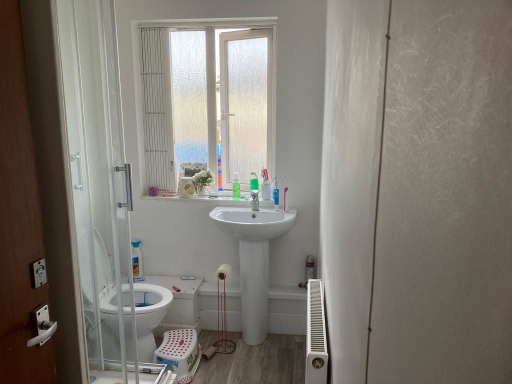 433 Beechdale Road, Nottingham, NG8 3LF