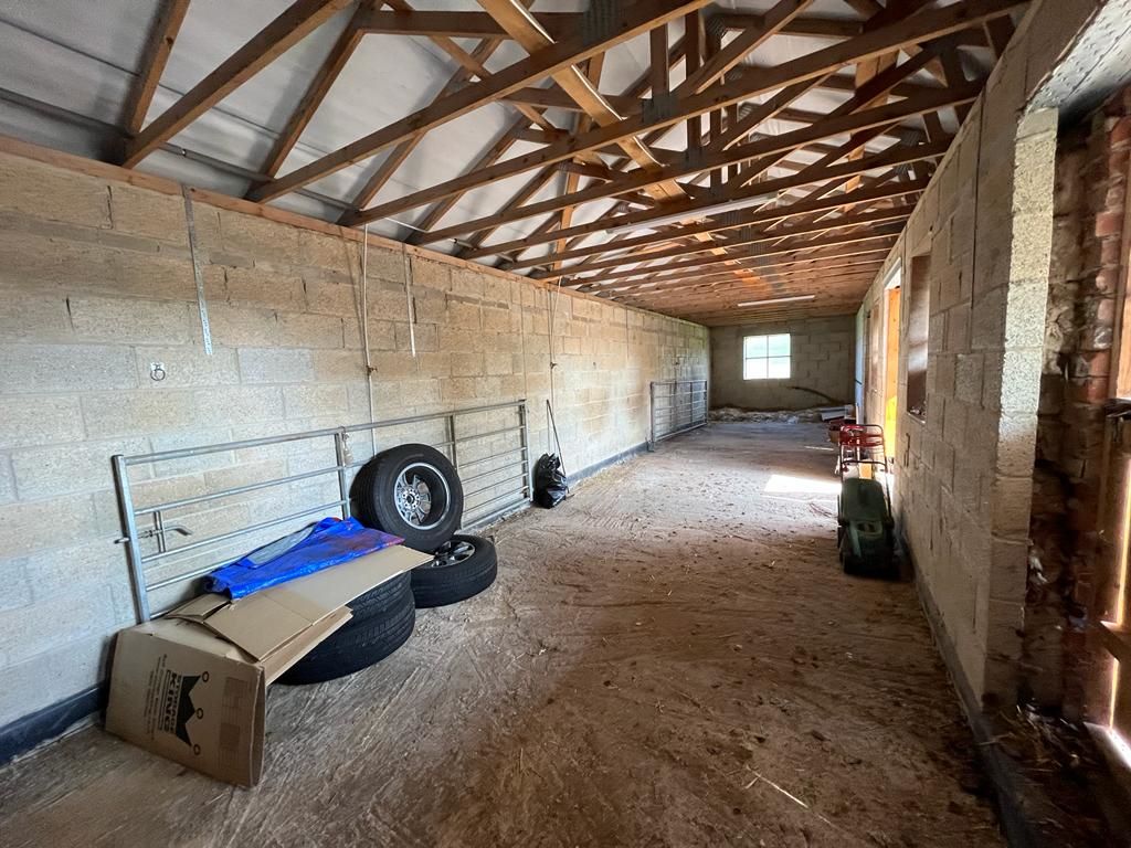 Land and Stables off Mansfield Road, Papplewick, Nottingham, NG15 8FL
