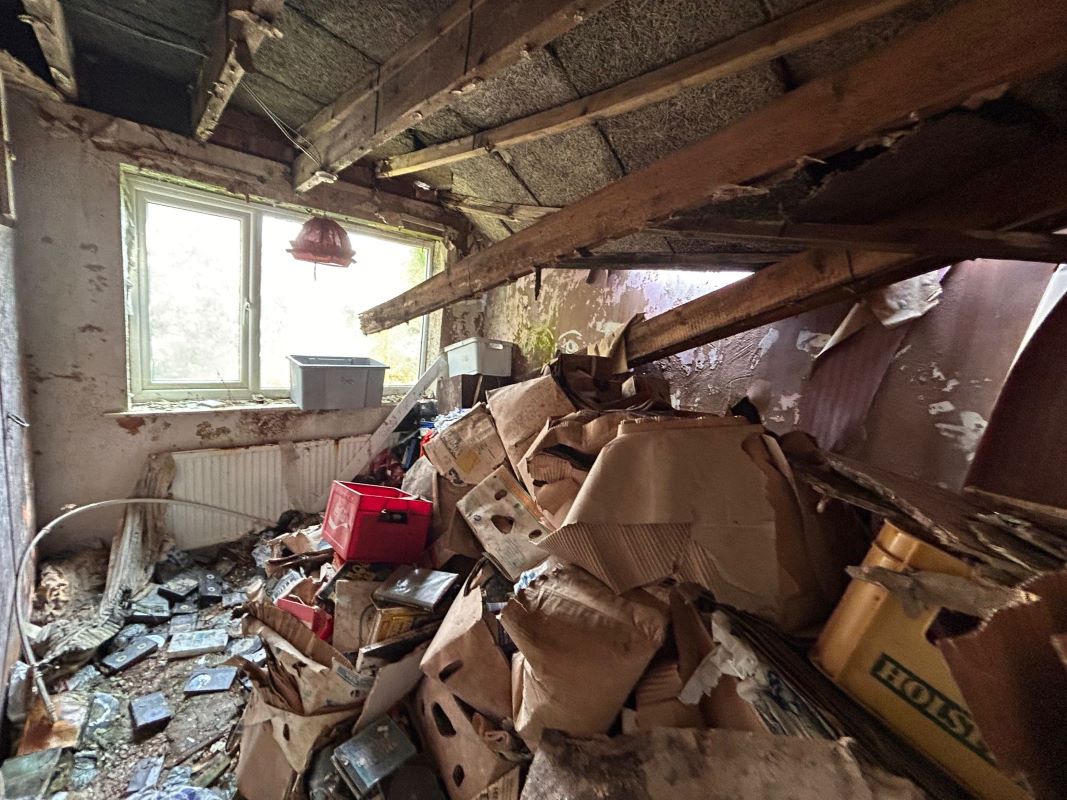 1 Commodore Gardens, Nottingham, NG8 5DZ