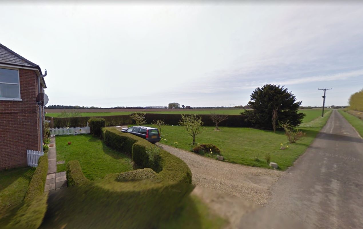 Bass Cottage, 1 Bass Chase, Holbeach, Lincolnshire, PE12 8BY