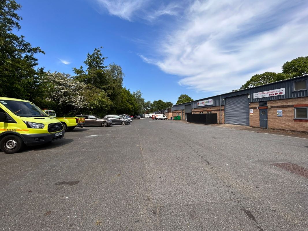 Units 1-8 Stamford Court, Casterton Road, Nottingham, NG5 5LZ