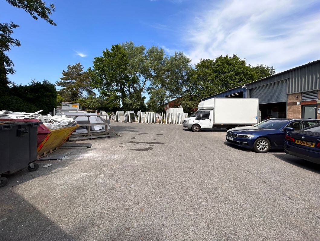 Units 1-8 Stamford Court, Casterton Road, Nottingham, NG5 5LZ